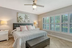 1001 Benjamin Franklin Dr, Sarasota, FL 34236 - Photo 4