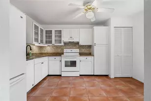 509 Lakeside Dr, Bradenton, FL 34210 - Photo 10
