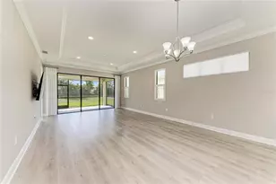 5220 Barnett Cir, Bradenton, FL 34211 - Photo 4