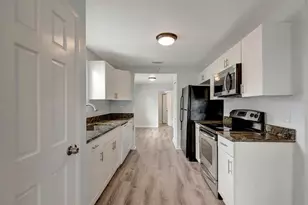 3016 17th St E, Bradenton, FL 34208 - Photo 12