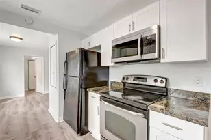 3016 17th St E, Bradenton, FL 34208 - Photo 6