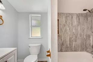 3016 17th St E, Bradenton, FL 34208 - Photo 14