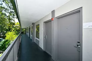 7150 N Tamiami Trl, Sarasota, FL 34243 - Photo 12