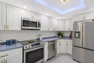 101 S Gulfstream Ave, Sarasota, FL 34236 - Photo 12