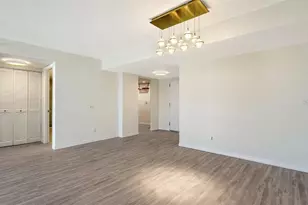 101 S Gulfstream Ave, Sarasota, FL 34236 - Photo 10