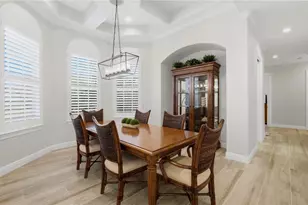 7637 Cove Terrace, Sarasota, FL 34231 - Photo 6