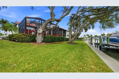 7637 Cove Terrace, Sarasota, FL 34231 - Photo 54