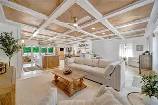 117 81st St, Holmes Beach, FL 34217 - Photo 10