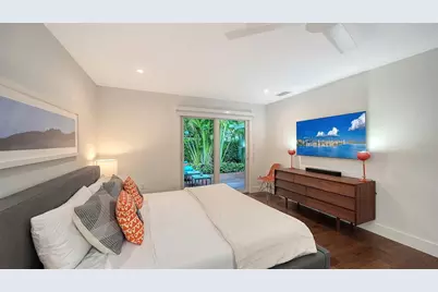 1661 S Jefferson Avenue, Sarasota, FL 34239 - Photo 36