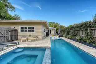 1661 S Jefferson Ave, Sarasota, FL 34239 - Photo 56