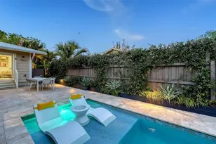 1661 S Jefferson Ave, Sarasota, FL 34239 - Photo 20