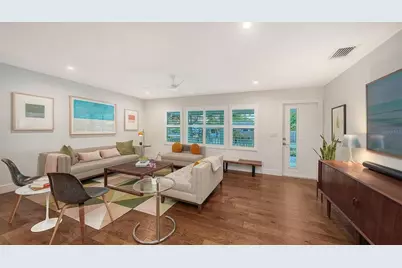 1661 S Jefferson Avenue, Sarasota, FL 34239 - Photo 6