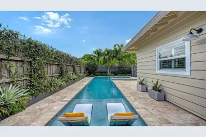 1661 S Jefferson Avenue, Sarasota, FL 34239 - Photo 16