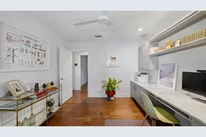 1661 S Jefferson Avenue, Sarasota, FL 34239 - Photo 46