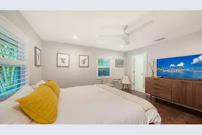 1661 S Jefferson Avenue, Sarasota, FL 34239 - Photo 48