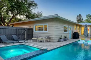 1661 S Jefferson Ave, Sarasota, FL 34239 - Photo 22