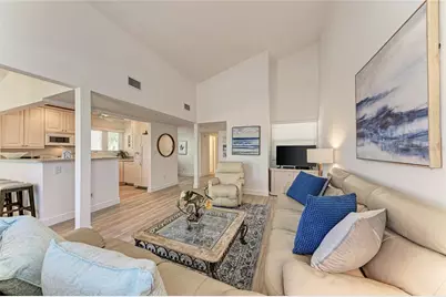 4725 Gulf Of Mexico Drive #309, Longboat Key, FL 34228 - Photo 10