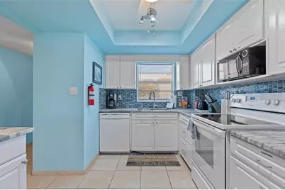 5600 Beach Way Drive #210, Sarasota, FL 34242 - Photo 6