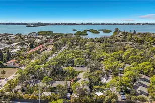 1717 Pelican Cove Rd, Sarasota, FL 34231 - Photo 34