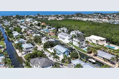 825 Tarawitt Drive, Longboat Key, FL 34228 - Photo 1