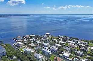 825 Tarawitt Dr, Longboat Key, FL 34228 - Photo 42