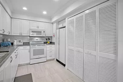 5190 Marsh Field Lane #94, Sarasota, FL 34235 - Photo 14
