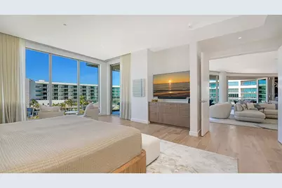 1561 Gulf Of Mexico Drive #404, Longboat Key, FL 34228 - Photo 36