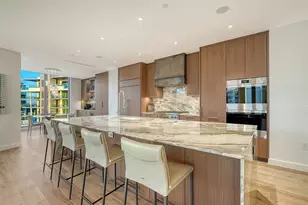 1561 Gulf of Mexico Dr, Longboat Key, FL 34228 - Photo 18