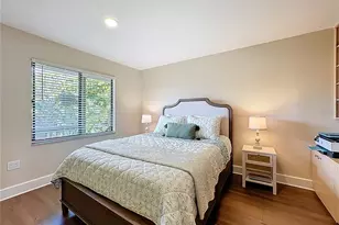 1510 Pelican Point Dr, Sarasota, FL 34231 - Photo 34