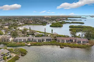 1510 Pelican Point Dr, Sarasota, FL 34231 - Photo 1