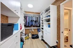 1510 Pelican Point Dr, Sarasota, FL 34231 - Photo 50