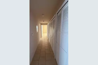 5611 Bidwell Parkway #103, Sarasota, FL 34233 - Photo 10