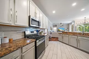 11719 Winding Woods Way, Lakewood Ranch, FL 34202 - Photo 8