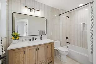 608 Gladstone Ln, Holmes Beach, FL 34217 - Photo 28
