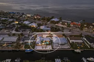 608 Gladstone Ln, Holmes Beach, FL 34217 - Photo 48