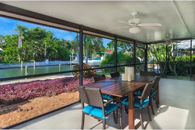 608 Gladstone Lane, Holmes Beach, FL 34217 - Photo 34