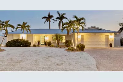 608 Gladstone Lane, Holmes Beach, FL 34217 - Photo 1