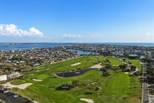 608 Gladstone Ln, Holmes Beach, FL 34217 - Photo 60