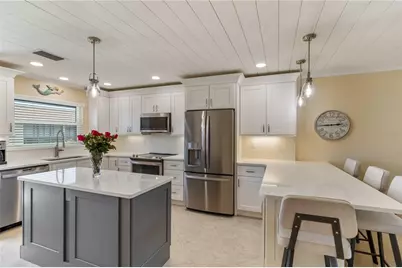 2240 Stickney Point Road #238, Sarasota, FL 34231 - Photo 6