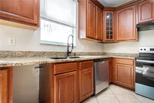 18048 Java Isle Dr, Tampa, FL 33647 - Photo 24