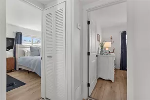 2016 5th St, Sarasota, FL 34237 - Photo 14