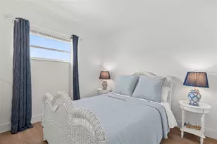 2016 5th St, Sarasota, FL 34237 - Photo 18