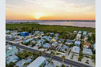 2913 Gulf Drive, Holmes Beach, FL 34217 - Photo 48