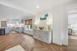 2913 Gulf Dr, Holmes Beach, FL 34217 - Photo 12