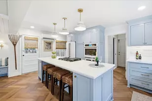 2913 Gulf Dr, Holmes Beach, FL 34217 - Photo 20