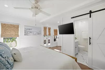 2913 Gulf Drive, Holmes Beach, FL 34217 - Photo 24