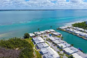 909 Spanish Dr N, Longboat Key, FL 34228 - Photo 36