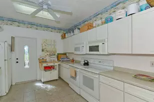 909 Spanish Dr N, Longboat Key, FL 34228 - Photo 46