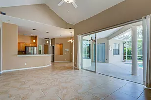 7333 Featherstone Blvd, Sarasota, FL 34238 - Photo 18