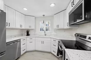 726 Jungle Queen Way, Longboat Key, FL 34228 - Photo 12